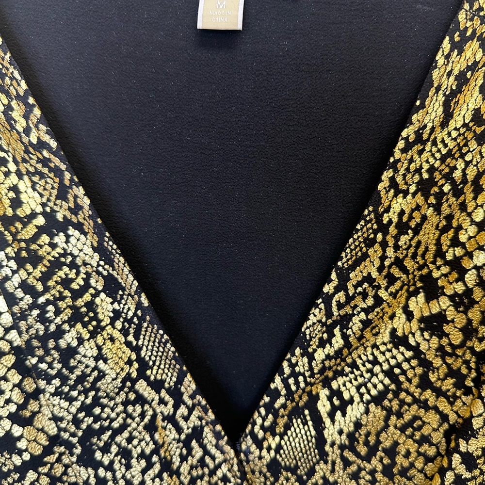 Michael Kors-size Medium-Gold foil/Black dress- very pretty- Party- Holiday